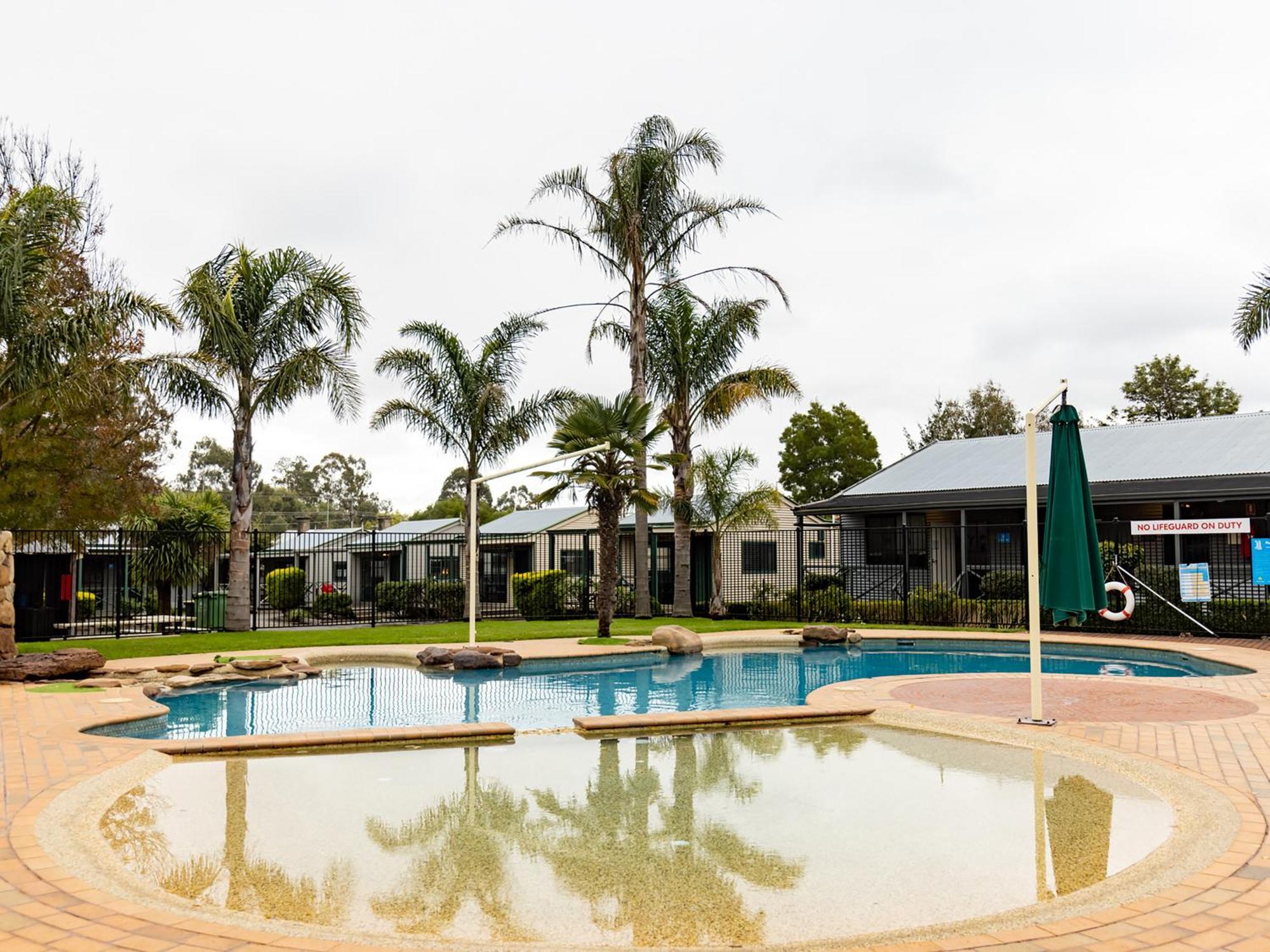 Nrma Ballarat Holiday Park Exterior foto